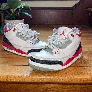 AIR JORDAN 3 FIRE RED